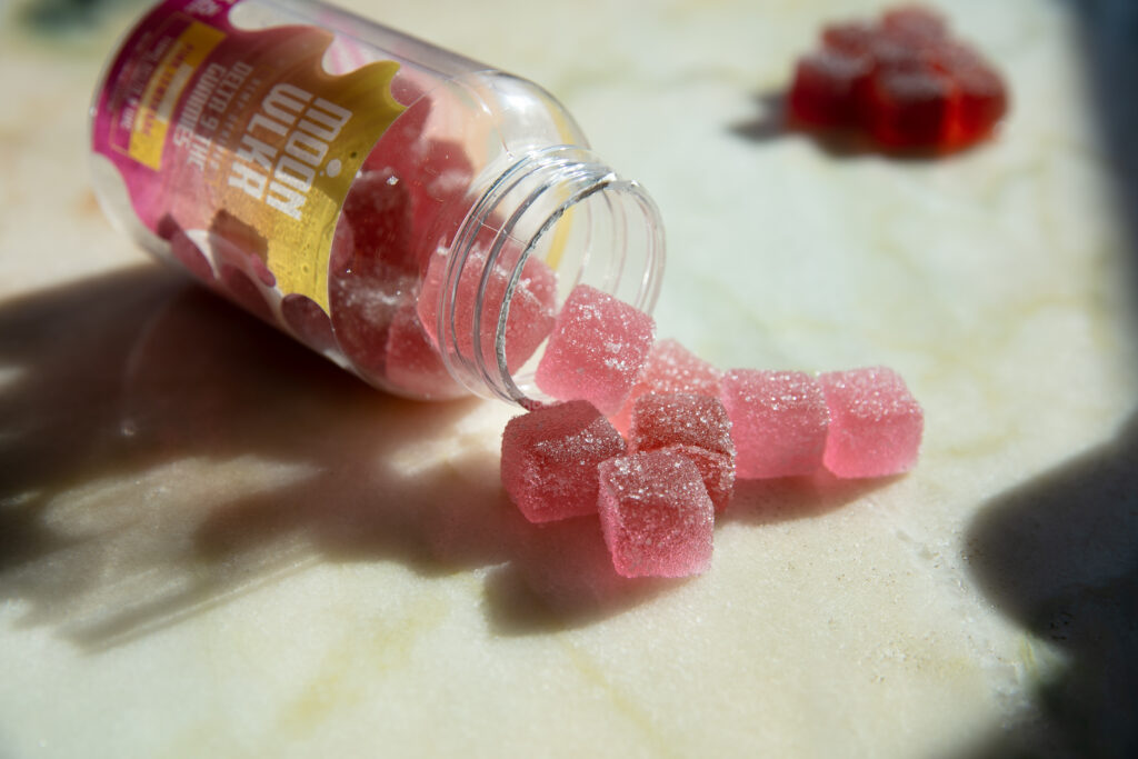 Moonwlkr Delta 9 Pink Lemonade Gummies